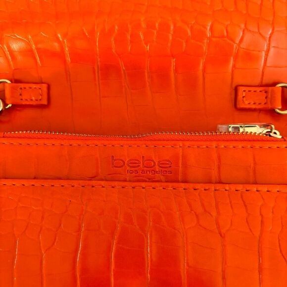 Bebe Leona Fabiola Croco Stamped Vegan Leather Logo Crossbody Clutch Bag Orange - Picture 7 of 8